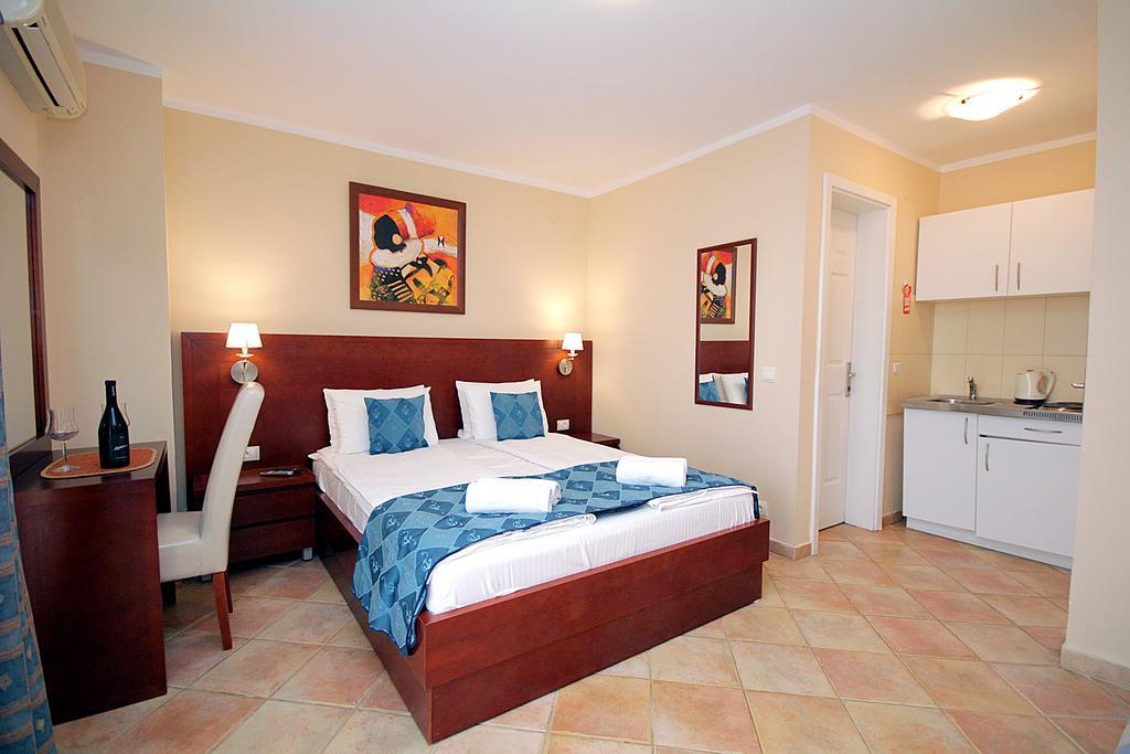 סוטומורה Apartments Villa Mare Mar מראה חיצוני תמונה